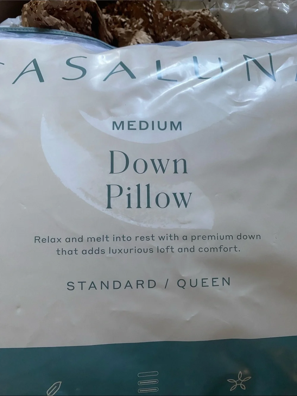 NWT  Casaluna White Down Pillow